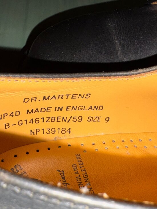 Vintage Mens Dr. Doc Martens 1461 Black Leather Oxford Shoes UK 9 US 10 England main image 2